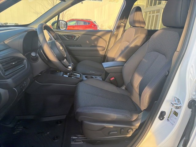 Used 2025 Subaru Forester Premium image 20