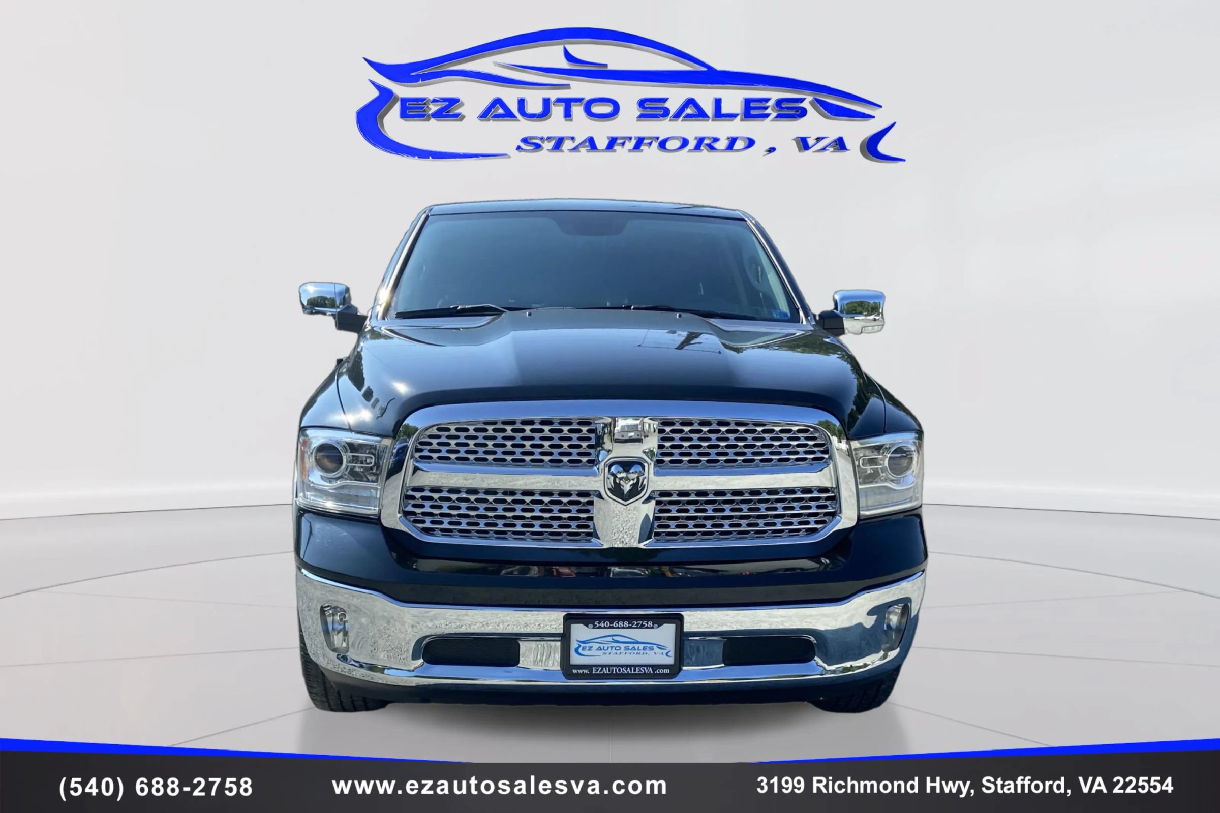 Used 2016 RAM 1500 Laramie w/ Convenience Group AWD/4WD image 2