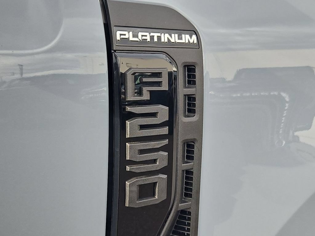 New 2026 Ford F250 Platinum AWD/4WD image 29