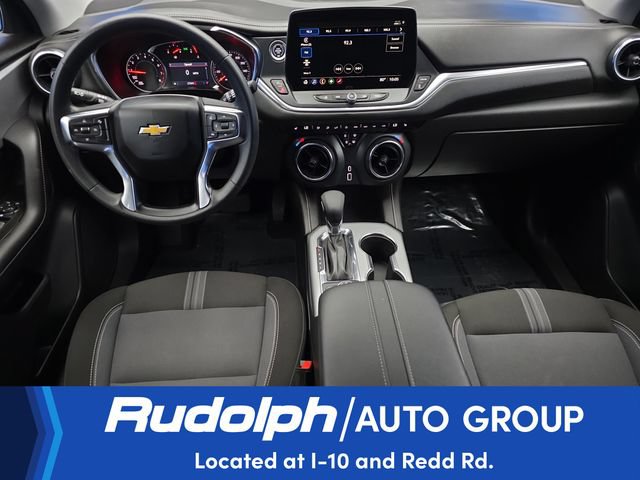 Used 2025 Chevrolet Blazer LT FWD image 13
