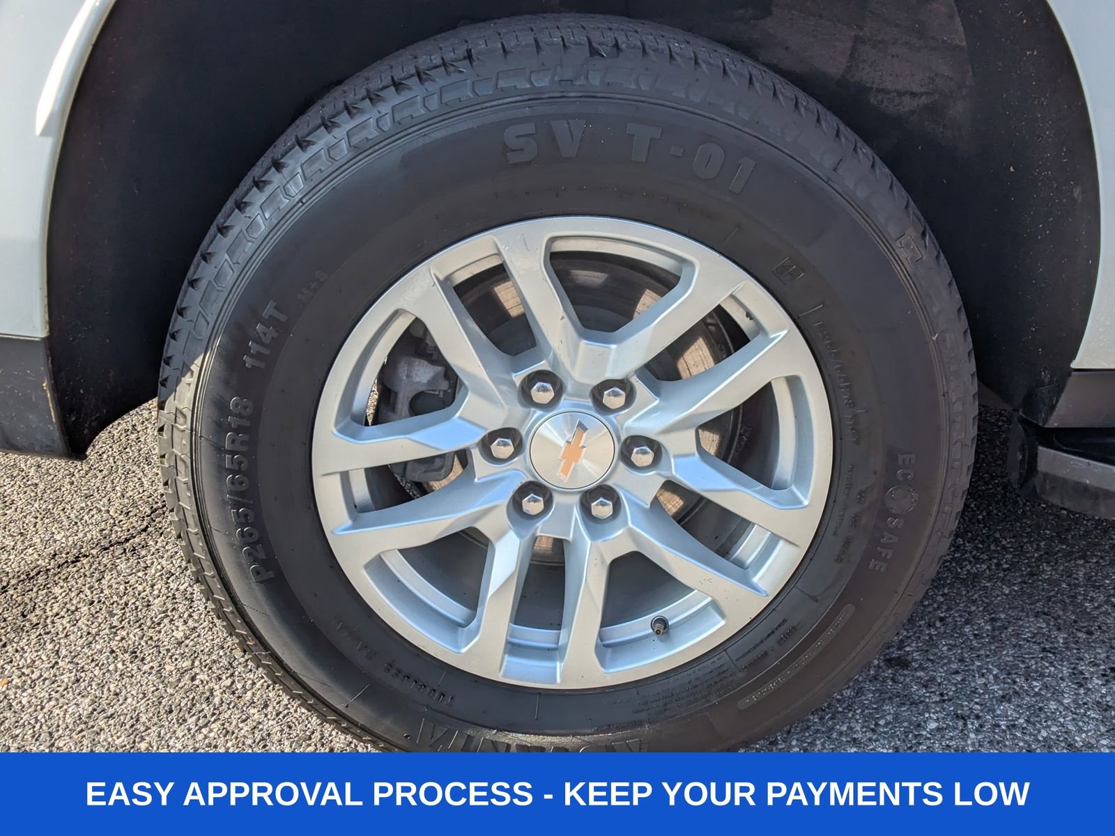 Used 2024 Chevrolet Suburban LT AWD/4WD image 13