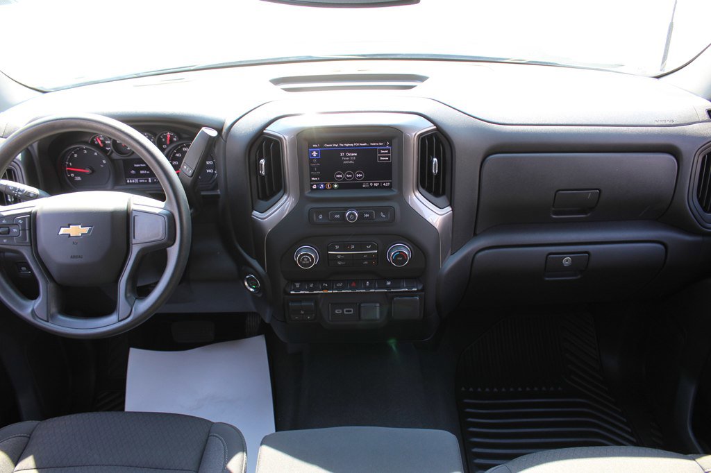 Used 2025 Chevrolet Silverado 2500 Custom w/ Custom Value Package AWD/4WD image 17