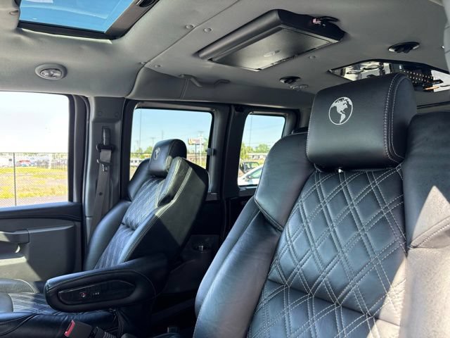 Used 2021 GMC Savana 2500 w/ Enhanced Convenience Package RWD image 18