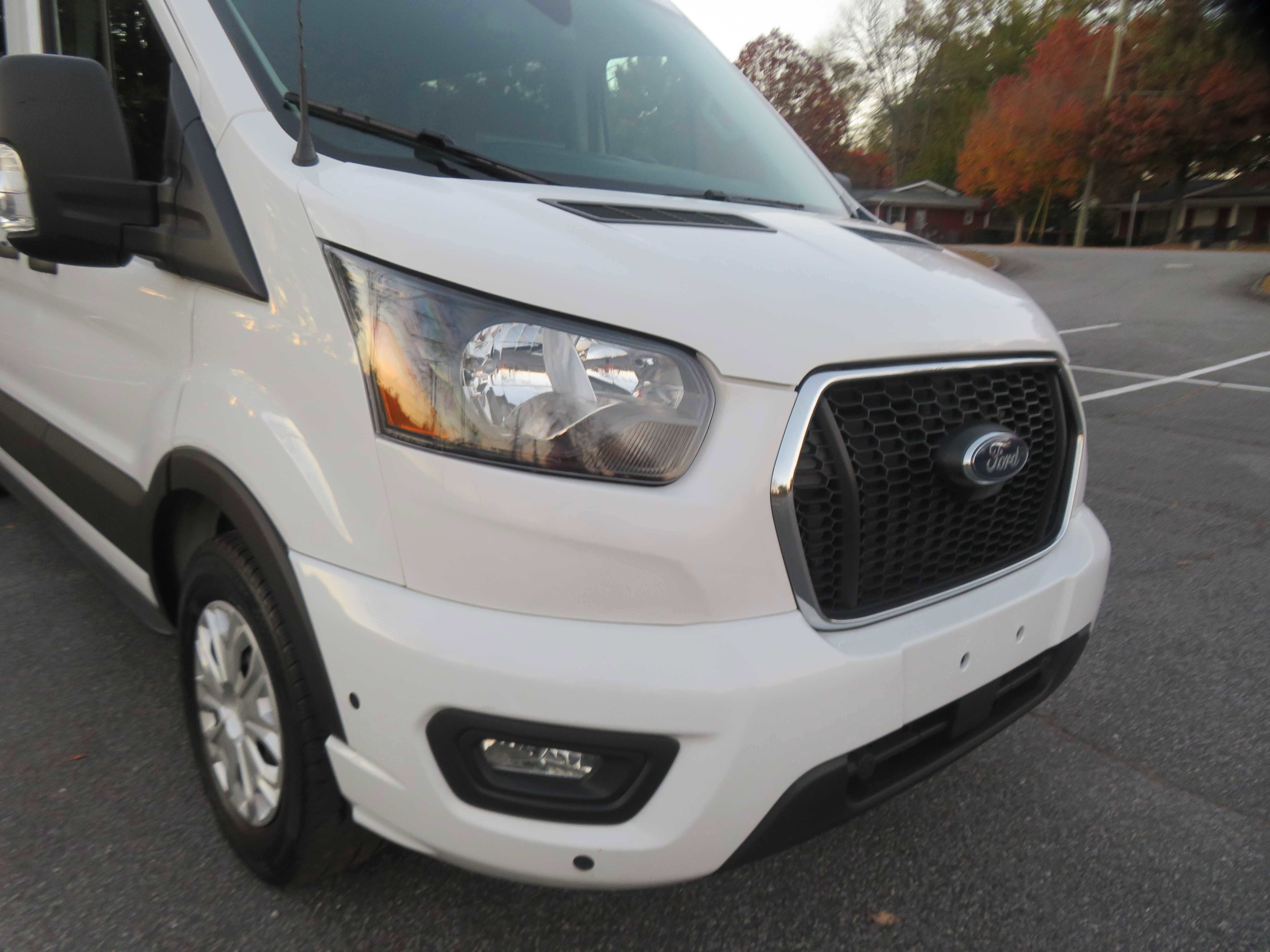 Used 2024 Ford Transit 350 XLT image 59