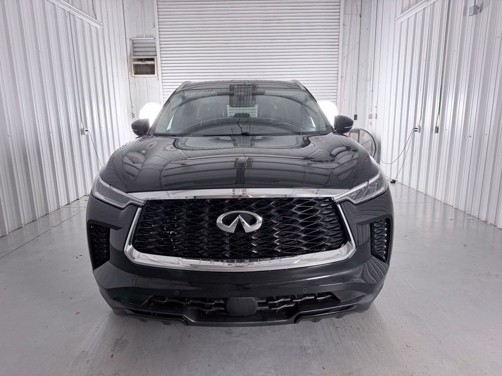 Certified 2024 INFINITI QX60 Luxe w/ Cargo Package AWD/4WD image 2