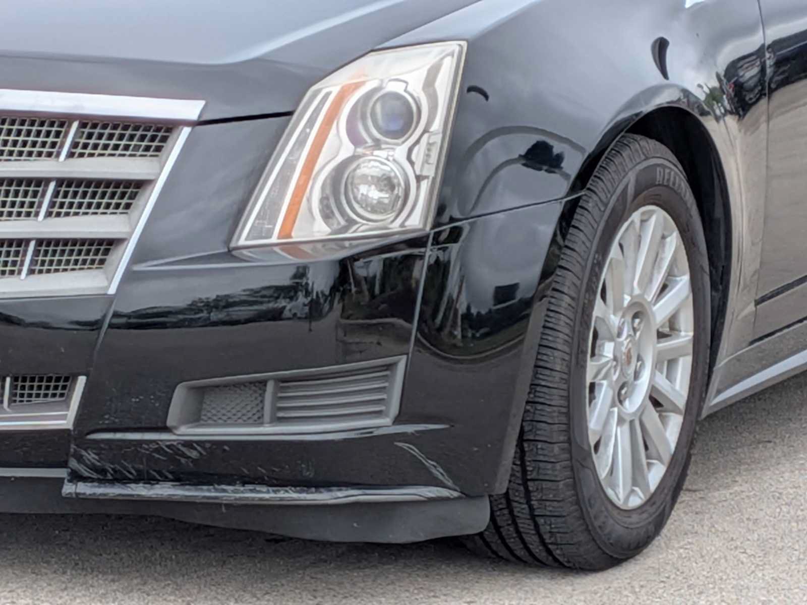 Used 2011 Cadillac CTS Sedan RWD image 11