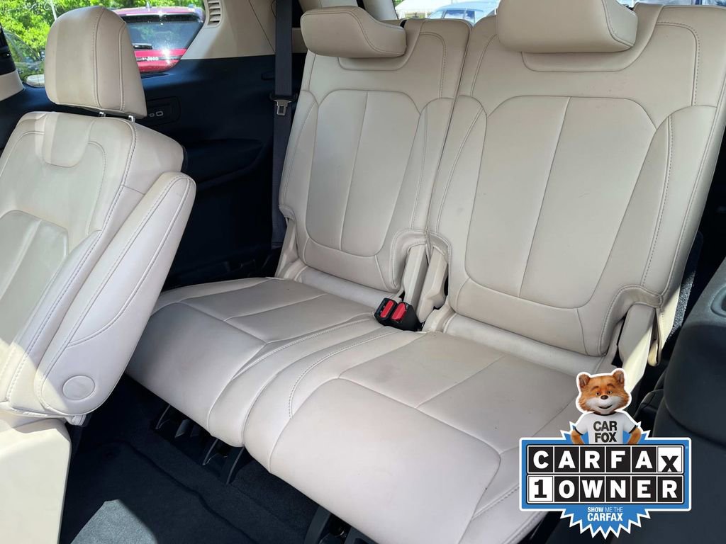 Used 2022 Jeep Grand Cherokee L Limited image 20