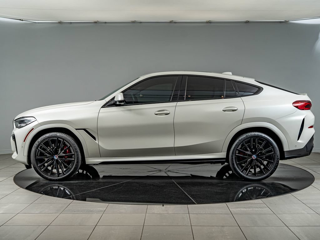 Used 2023 BMW X6 M50i AWD/4WD image 8