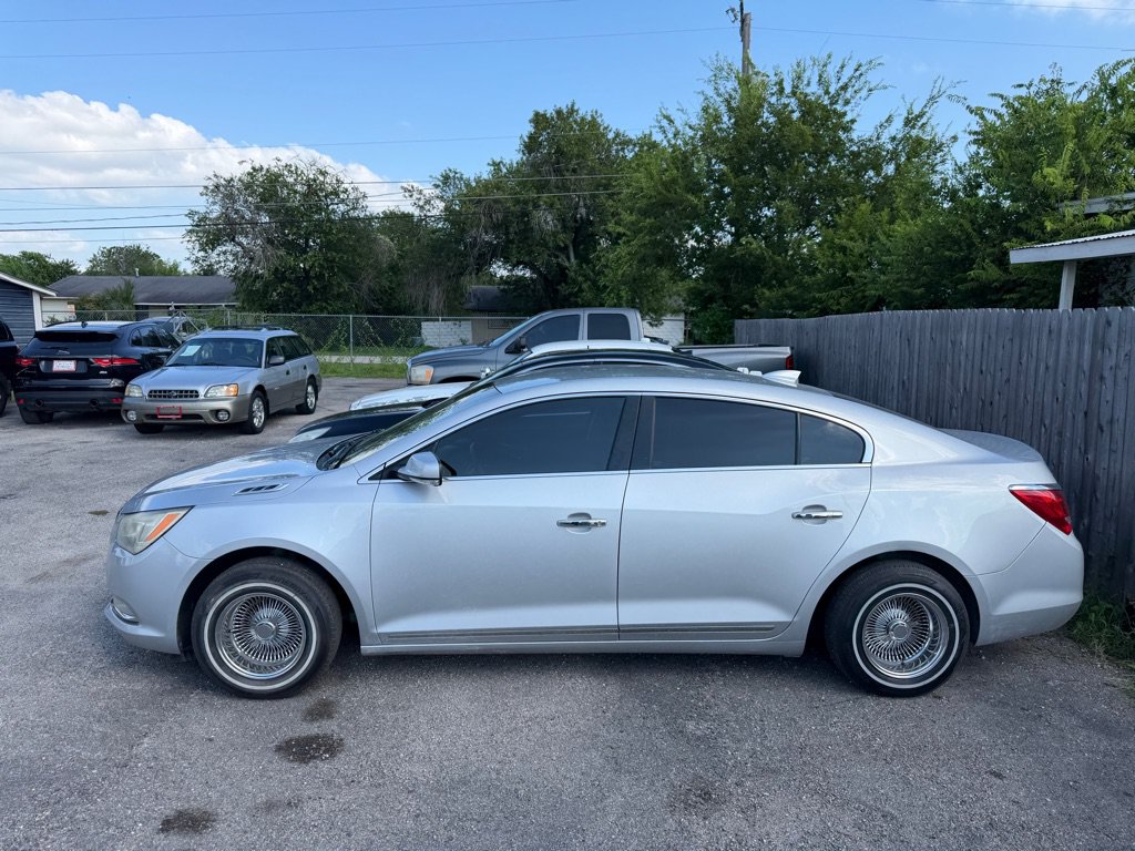 Used 2015 Buick LaCrosse Leather FWD image 27