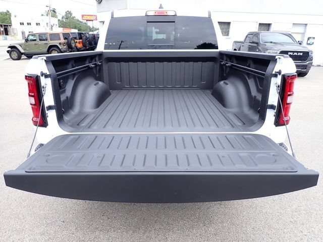 New 2026 RAM 1500 Express AWD/4WD image 7