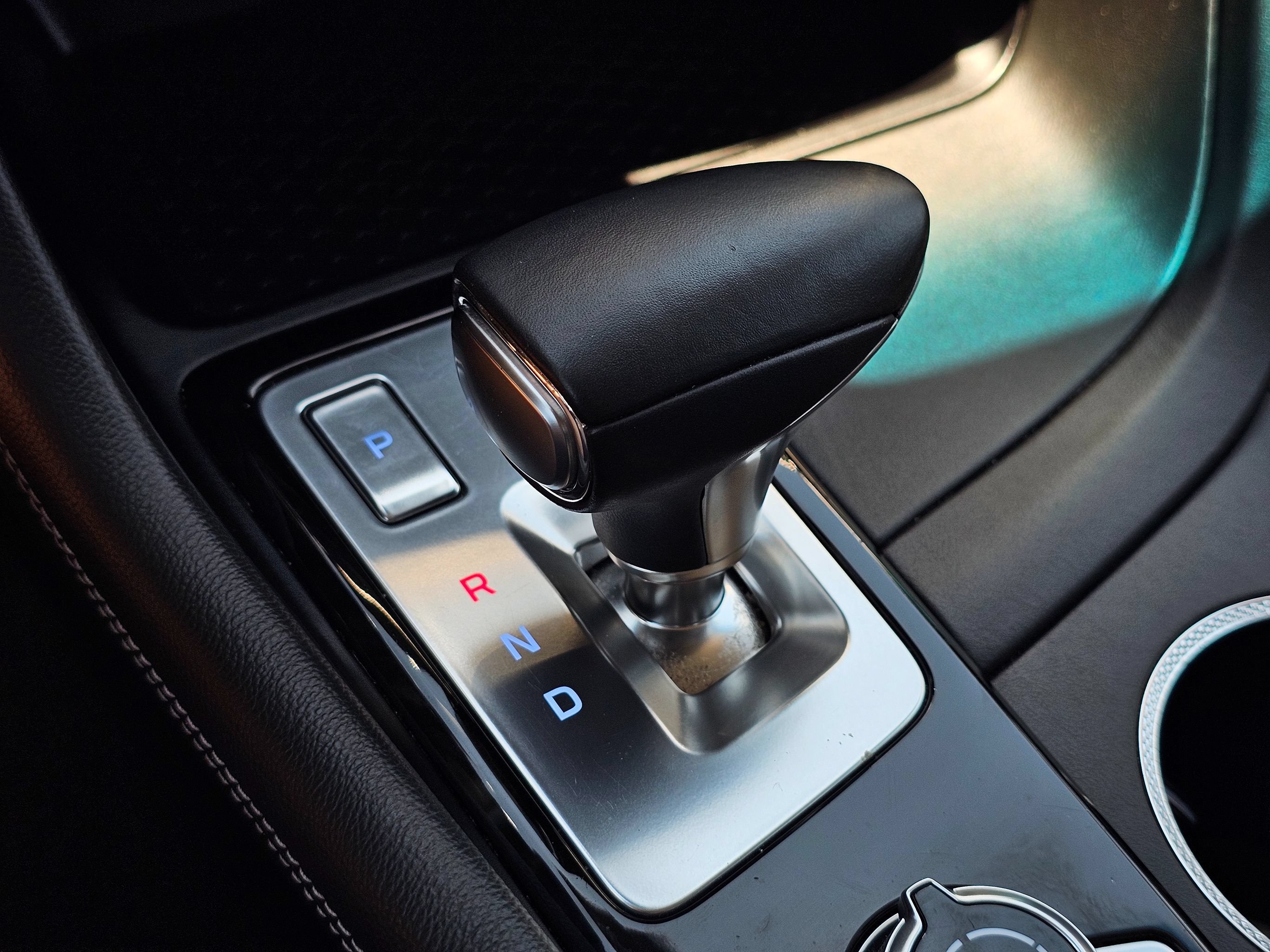 Used 2025 Genesis G70 2.5T RWD image 36