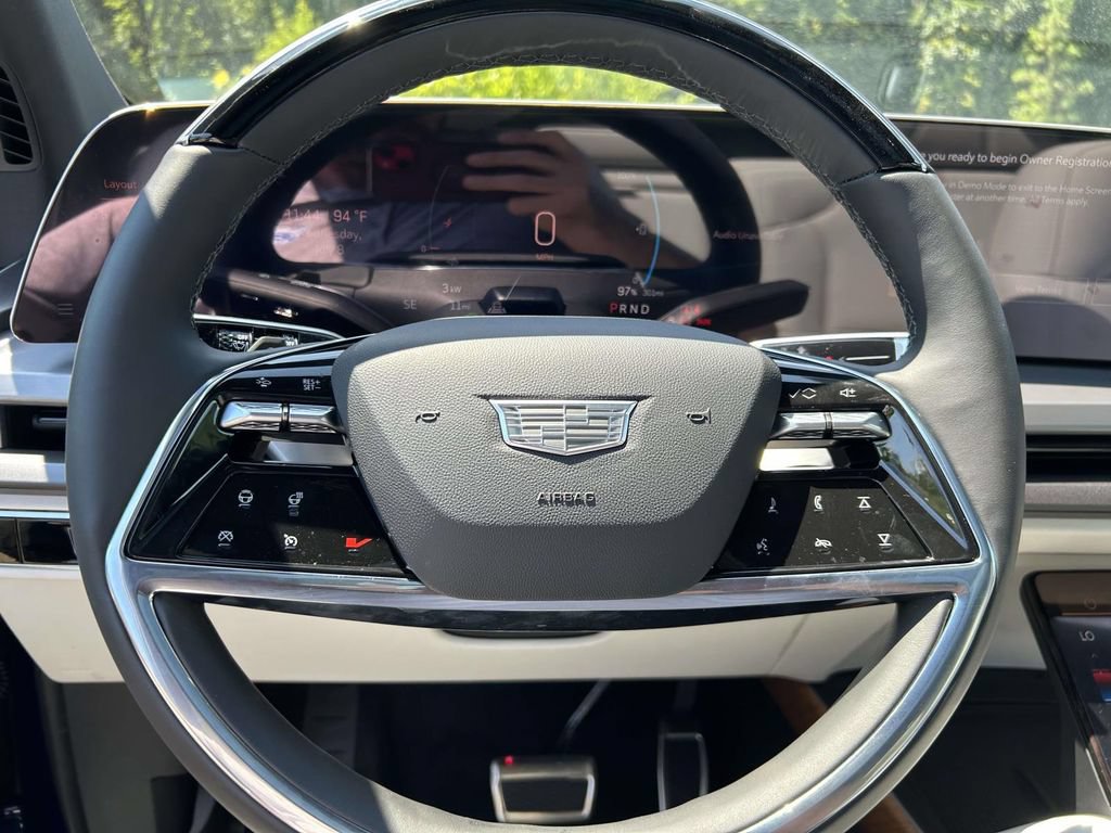 New 2027 Cadillac Vistiq Luxury AWD/4WD image 23
