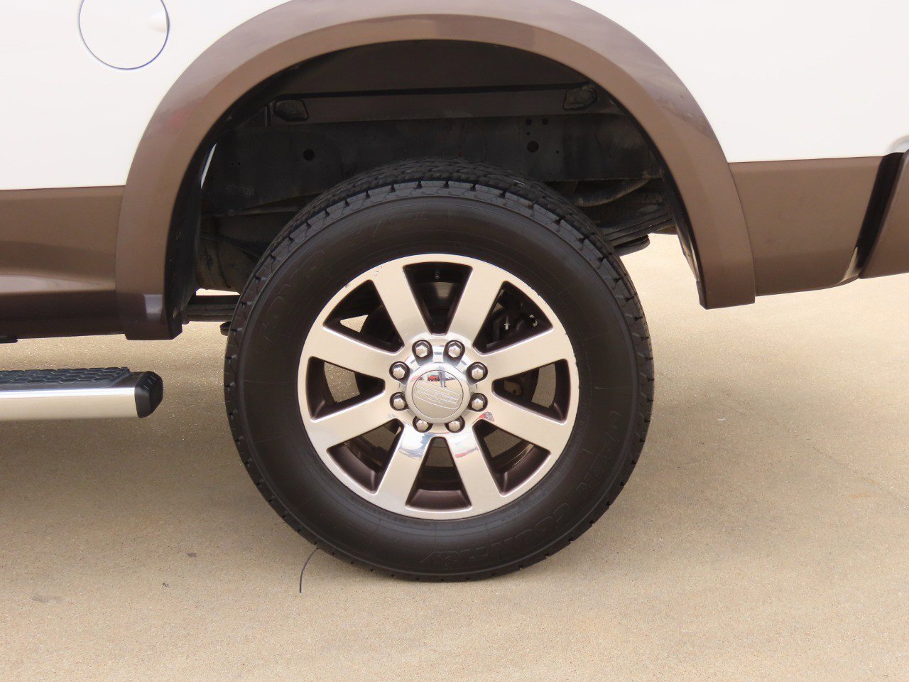 Used 2018 RAM 3500 Laramie Longhorn w/ Longhorn Southfork Package image 17