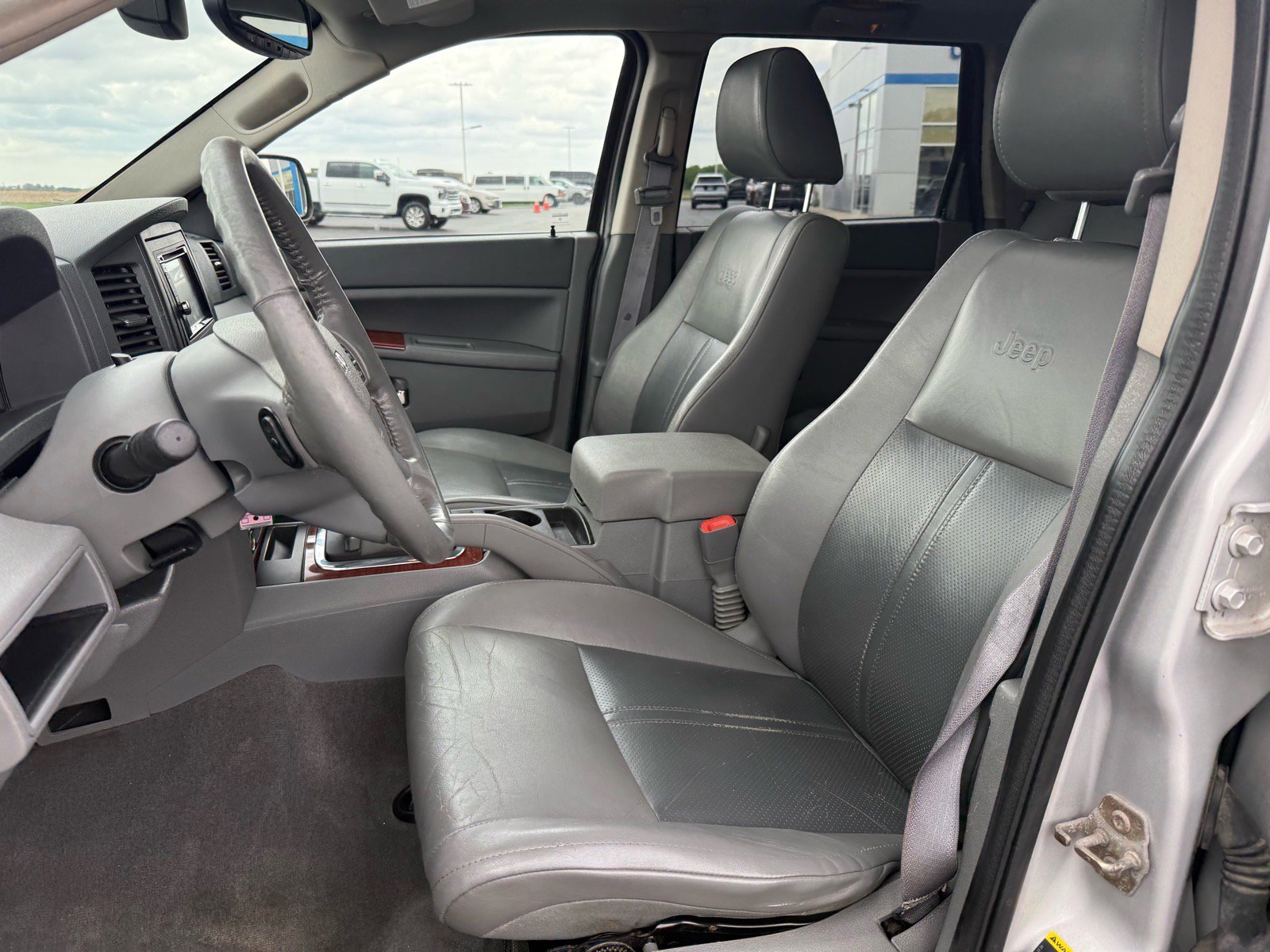 Used 2005 Jeep Grand Cherokee Limited AWD/4WD image 11