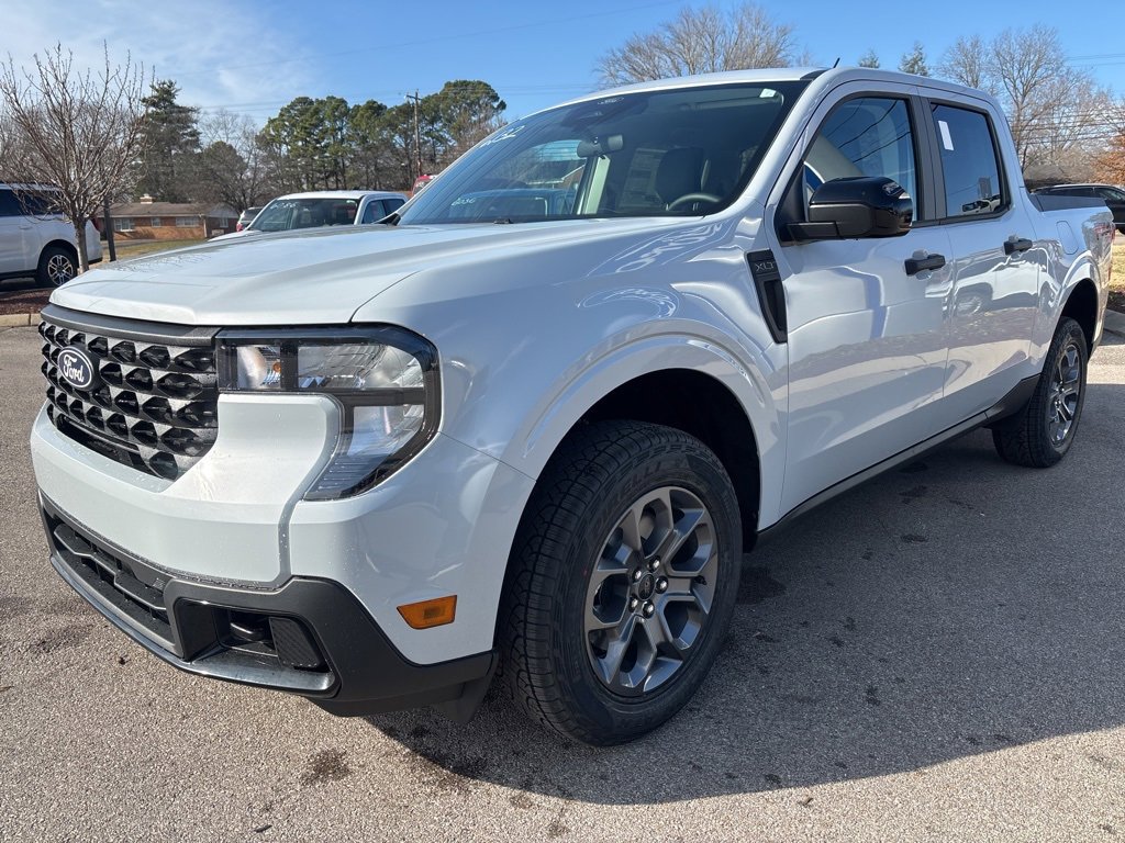New 2026 Ford Maverick XLT w/ XLT Luxury Package image 3