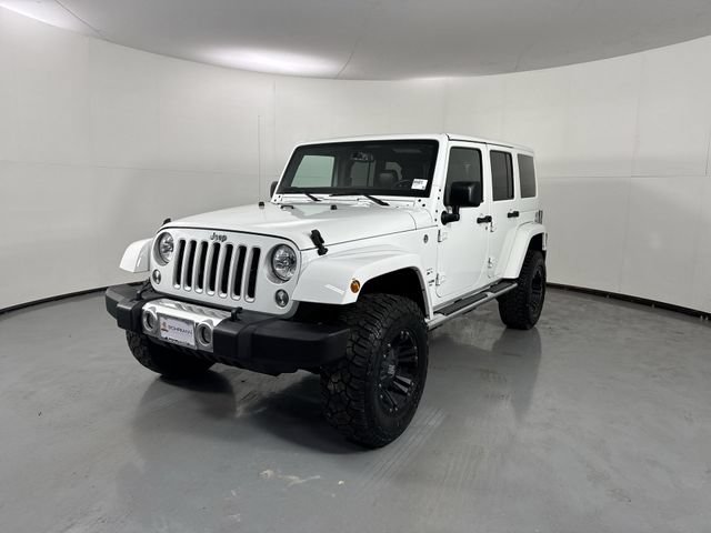 Used 2017 Jeep Wrangler Unlimited Sahara w/ Mopar Chrome Edition Group AWD/4WD image 2