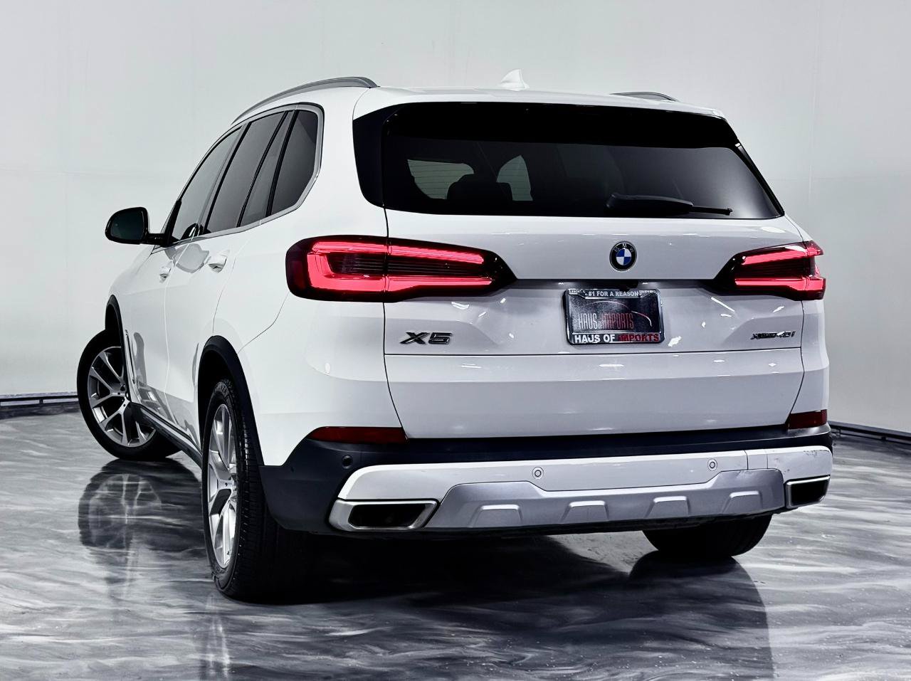 Used 2020 BMW X5 xDrive40i w/ Convenience Package AWD/4WD image 9