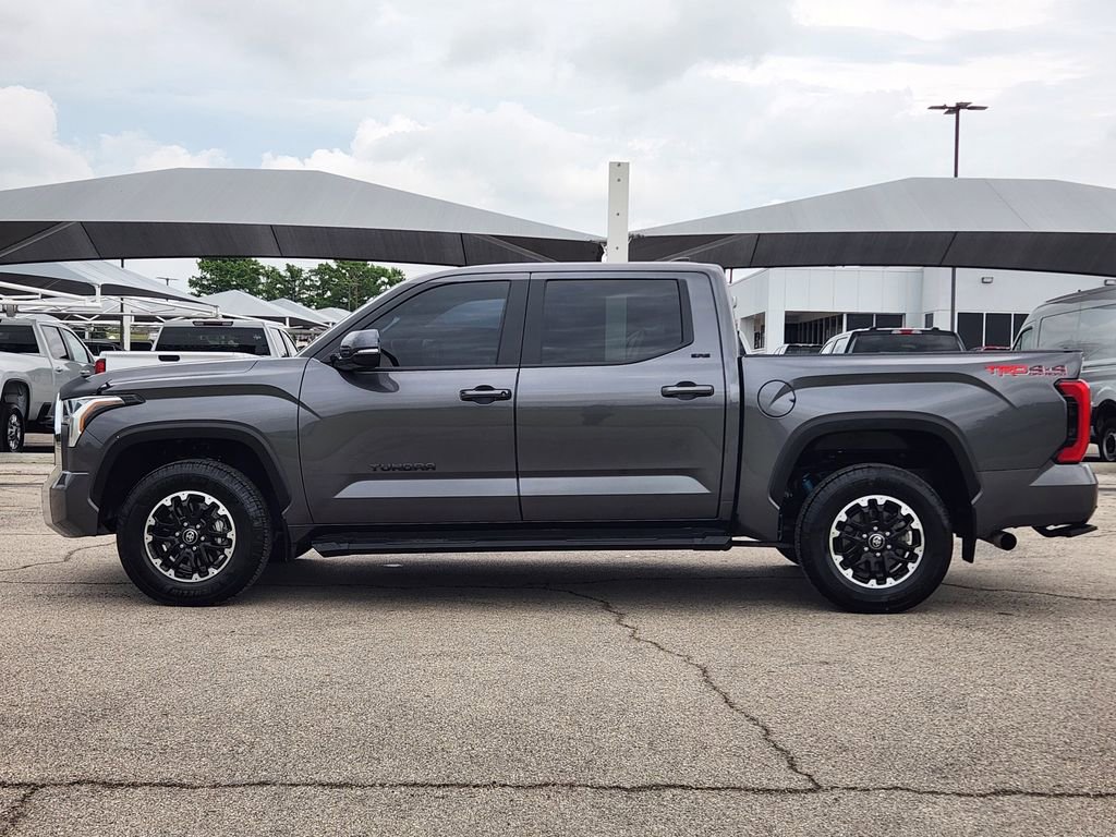Used 2025 Toyota Tundra SR5 w/ TRD Off-Road Package AWD/4WD image 4