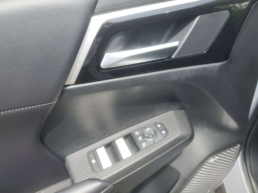 New 2026 Mitsubishi Outlander AWD image 14
