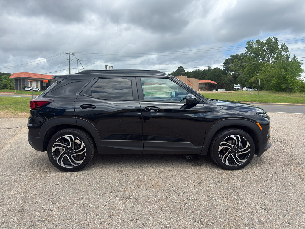 Used 2025 Chevrolet TrailBlazer RS w/ Convenience Package FWD image 23