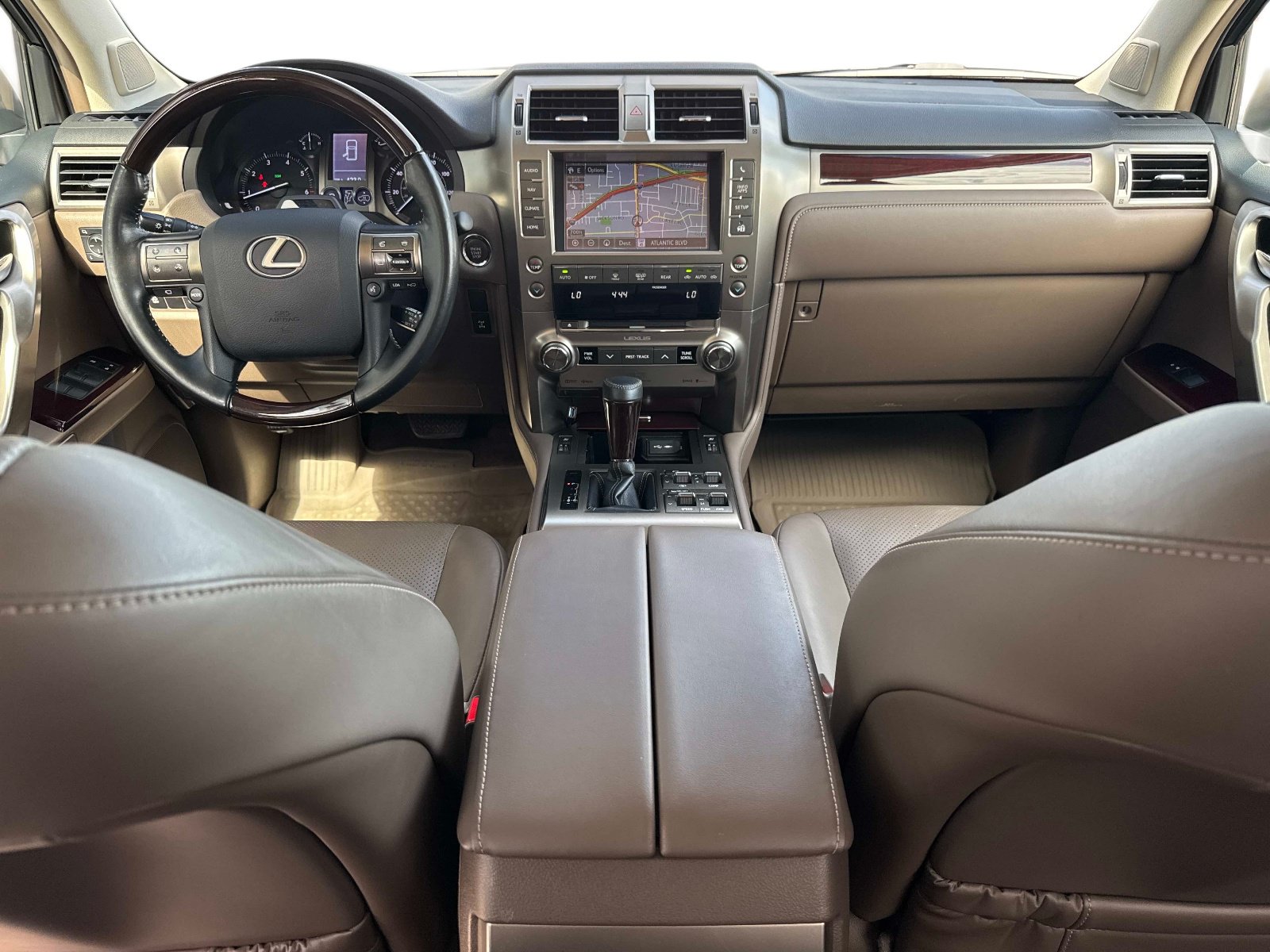 Used 2019 Lexus GX 460 Luxury AWD/4WD image 15