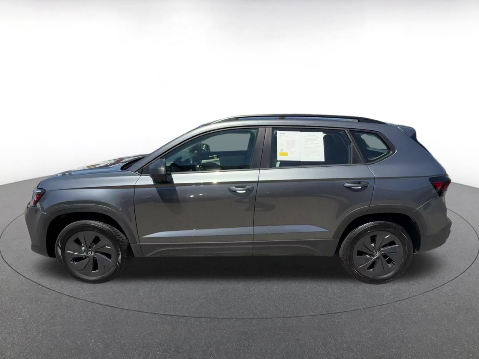 Used 2026 Volkswagen Taos S FWD image 8