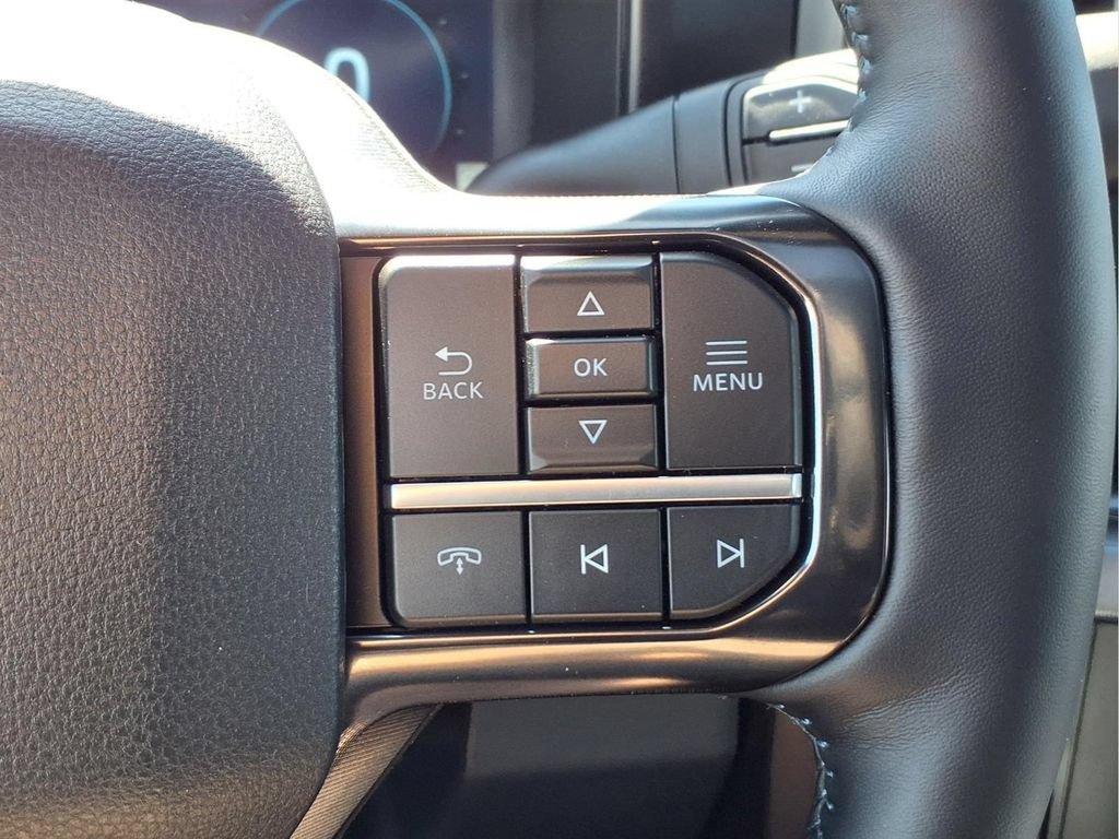 New 2026 Ford F250 Platinum w/ FX4 Off-Road Package AWD/4WD image 14