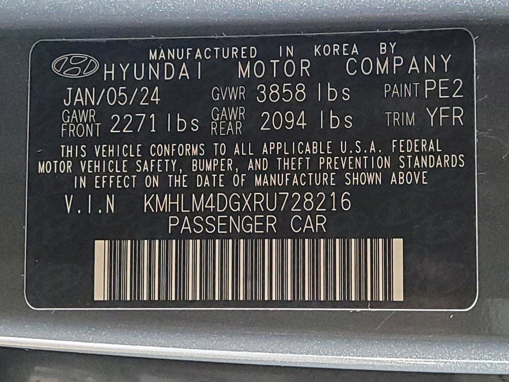 Used 2024 Hyundai Elantra SEL FWD image 33