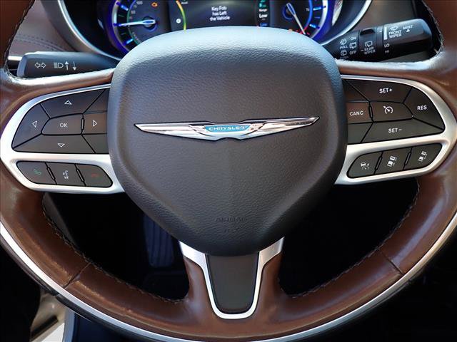 Used 2020 Chrysler Pacifica Limited w/ Advanced Safetytec Group FWD image 10