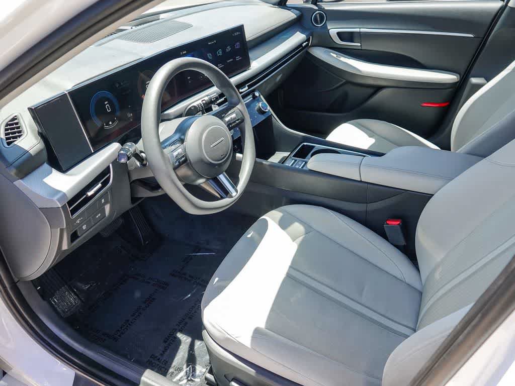 Used 2024 Hyundai Sonata SEL AWD/4WD image 16