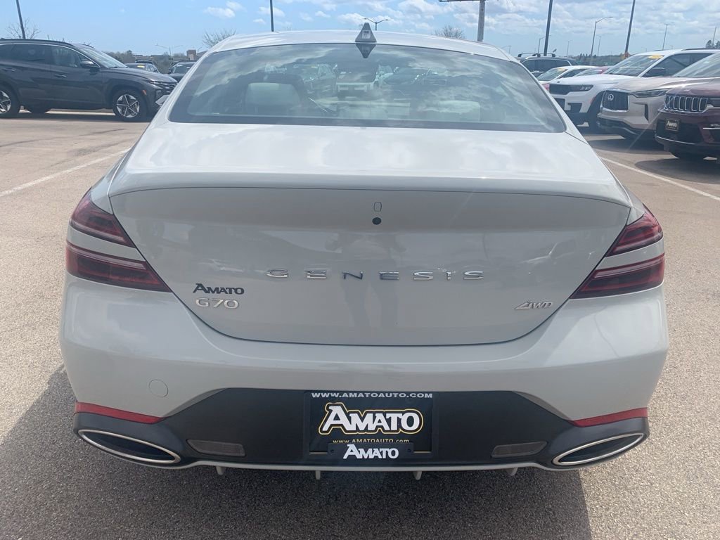 Used 2025 Genesis G70 2.5T AWD/4WD image 4