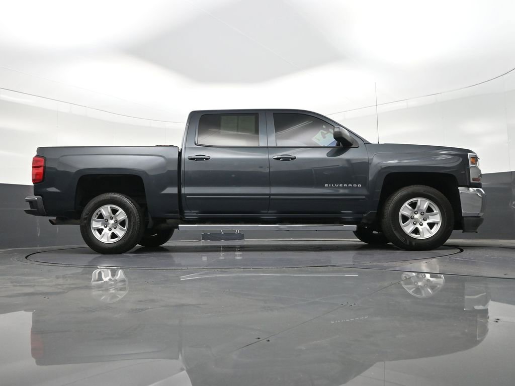 Used 2018 Chevrolet Silverado 1500 LT w/ All Star Edition image 28