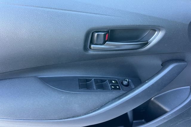 Used 2023 Toyota Corolla LE image 11