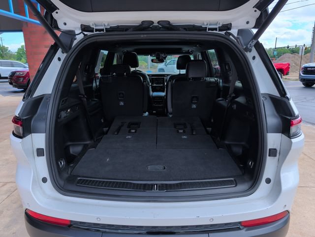 Used 2023 Jeep Grand Cherokee L Laredo AWD/4WD image 21