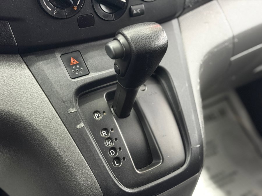 Used 2019 Nissan NV200 S FWD image 27