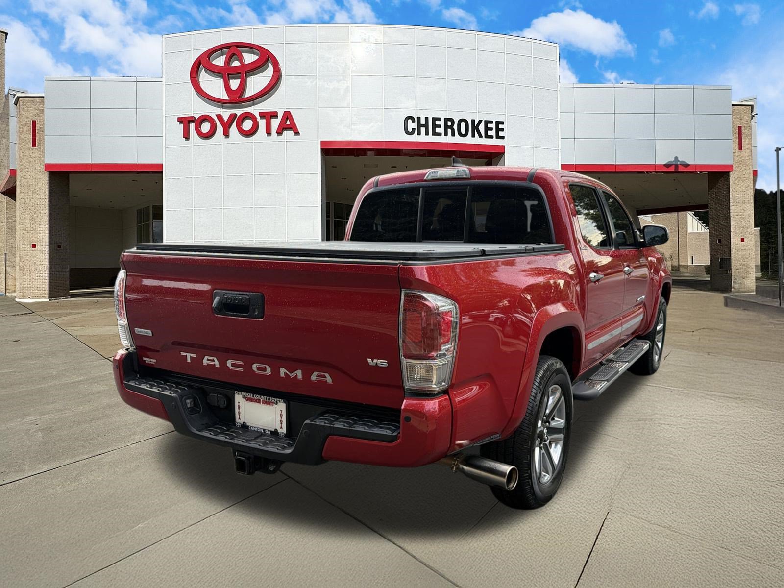 Used 2016 Toyota Tacoma Limited w/ Towing Package RWD image 5