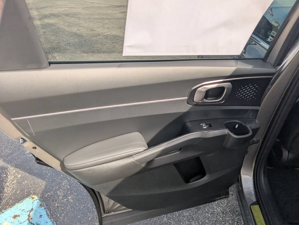 New 2026 Kia Sorento EX AWD/4WD image 10