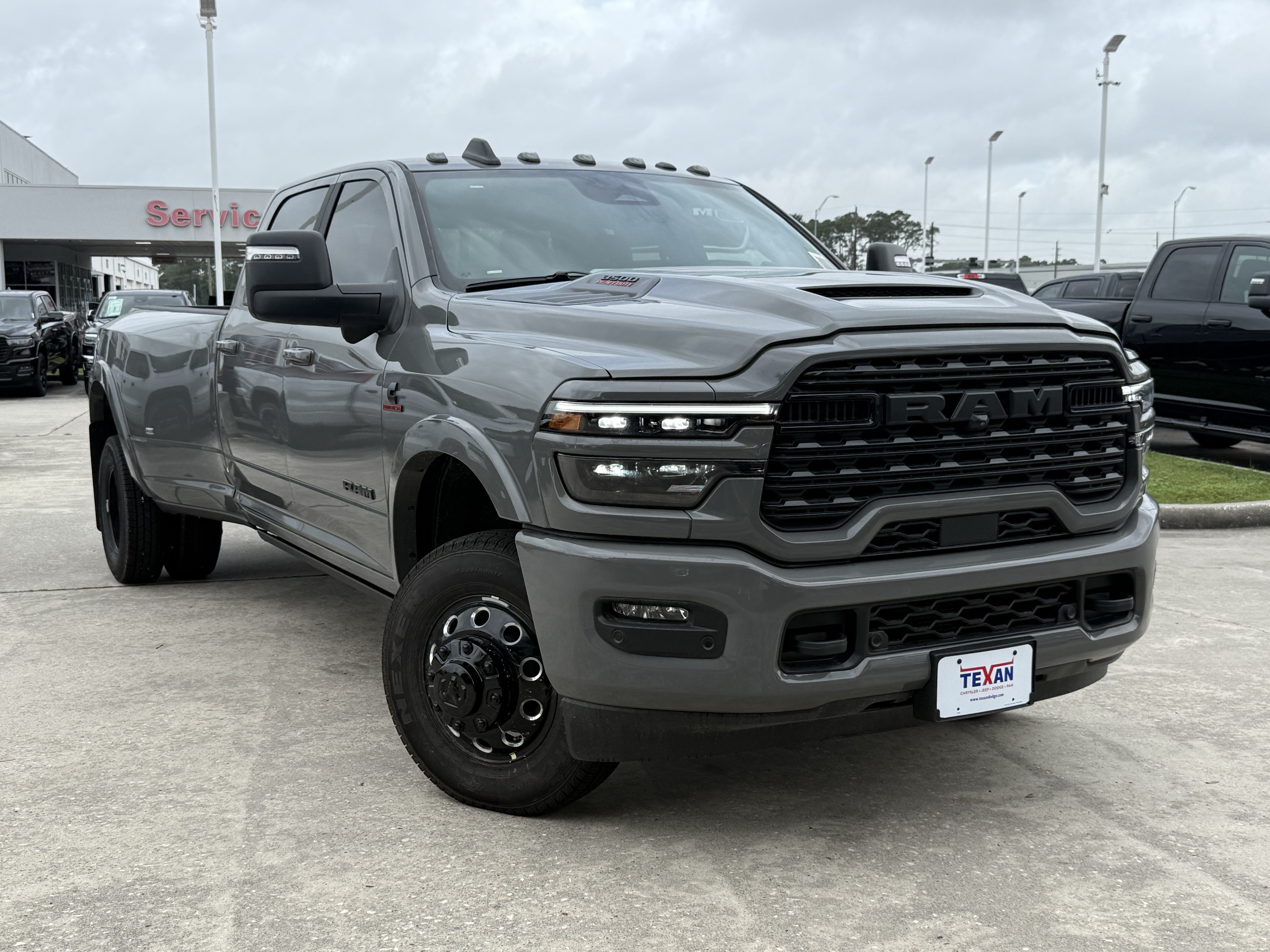 New 2026 RAM 3500 Limited AWD/4WD image 2
