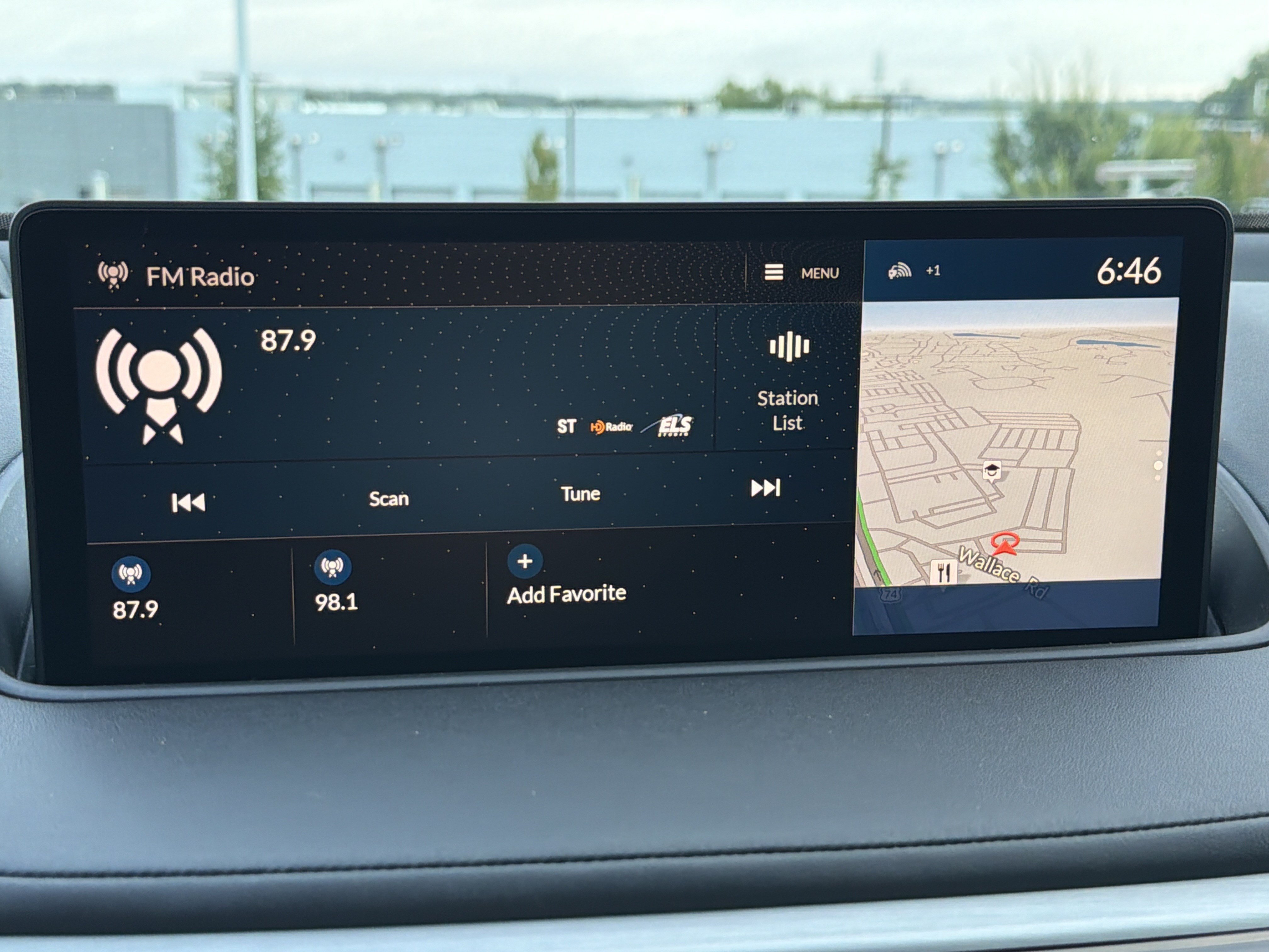 Certified 2024 Acura MDX w/ Technology Package FWD image 19