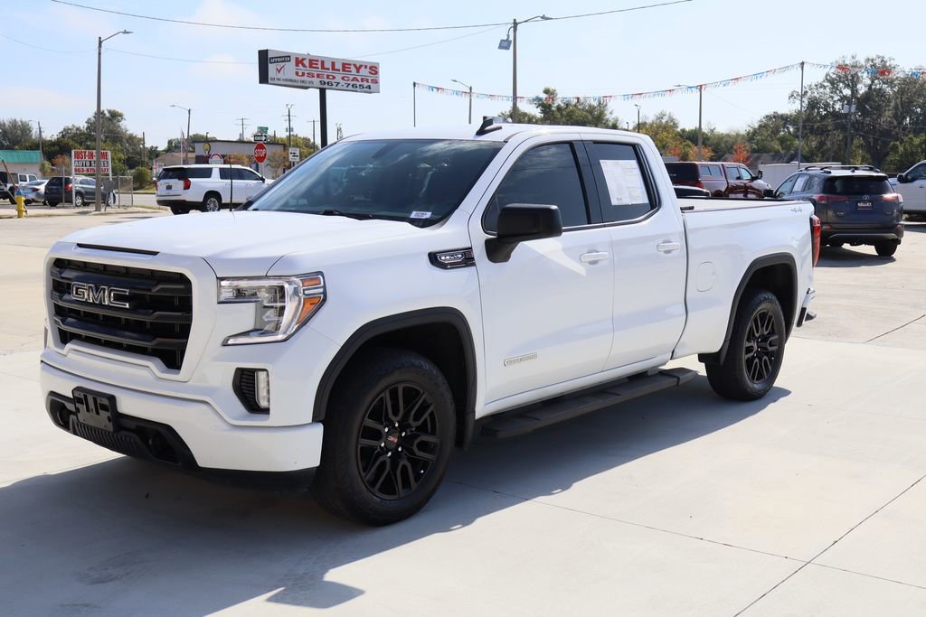 Used 2022 GMC Sierra 1500 Elevation w/ LPO, Elevation Black Package image 4