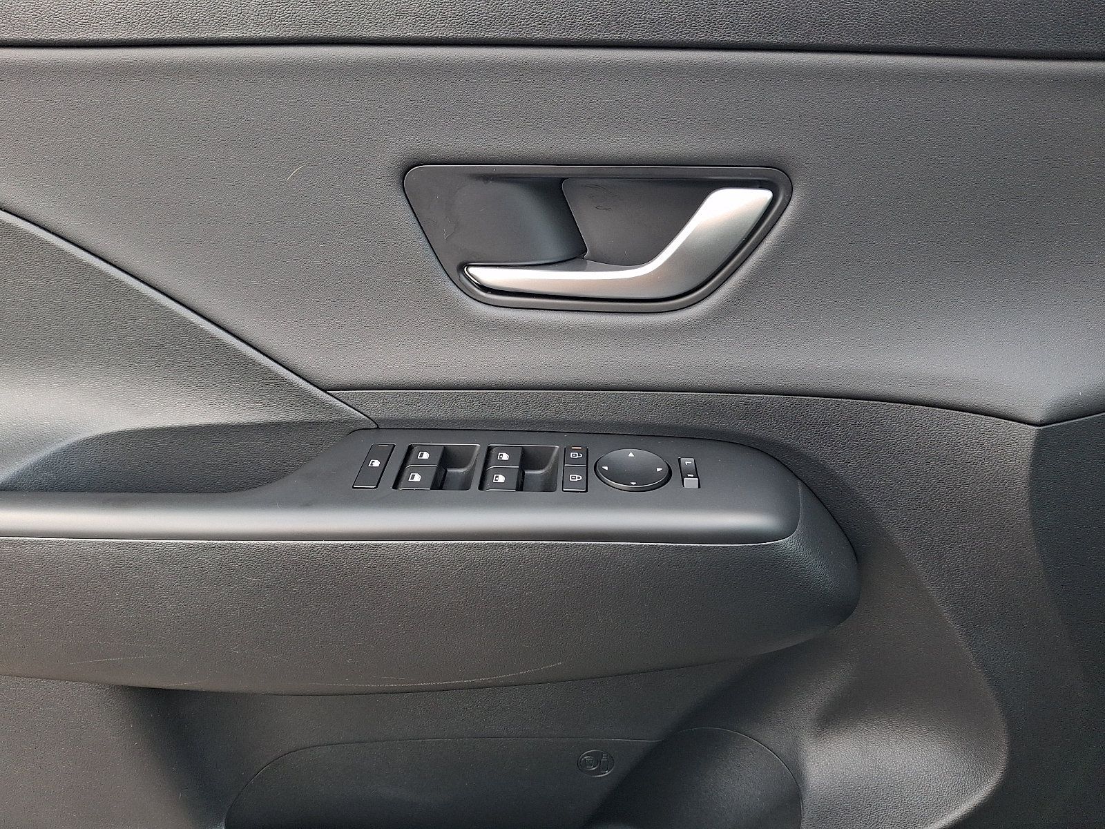 Certified 2026 Hyundai Kona SEL Premium AWD/4WD image 12