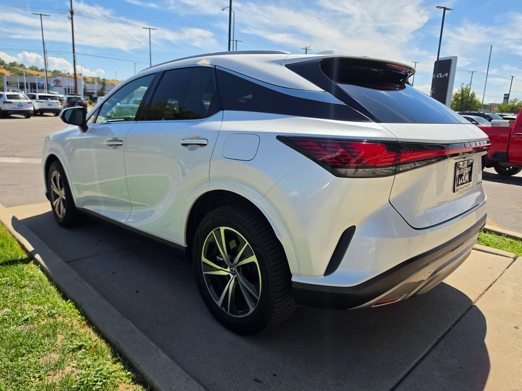 Used 2023 Lexus RX 350 Premium w/ Cold Area Package AWD/4WD image 7