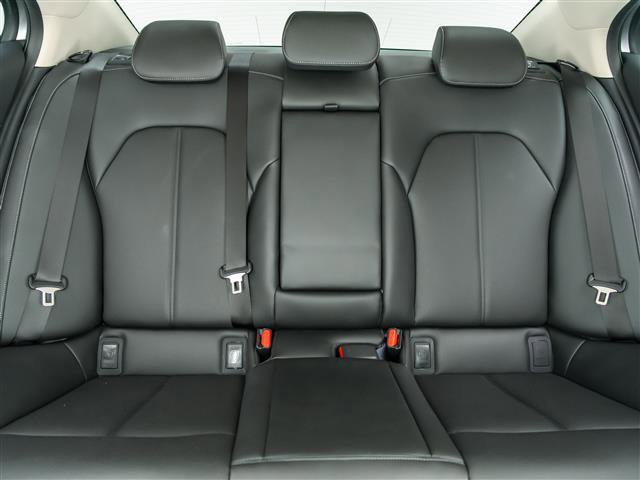 New 2026 Genesis G70 2.5T image 25