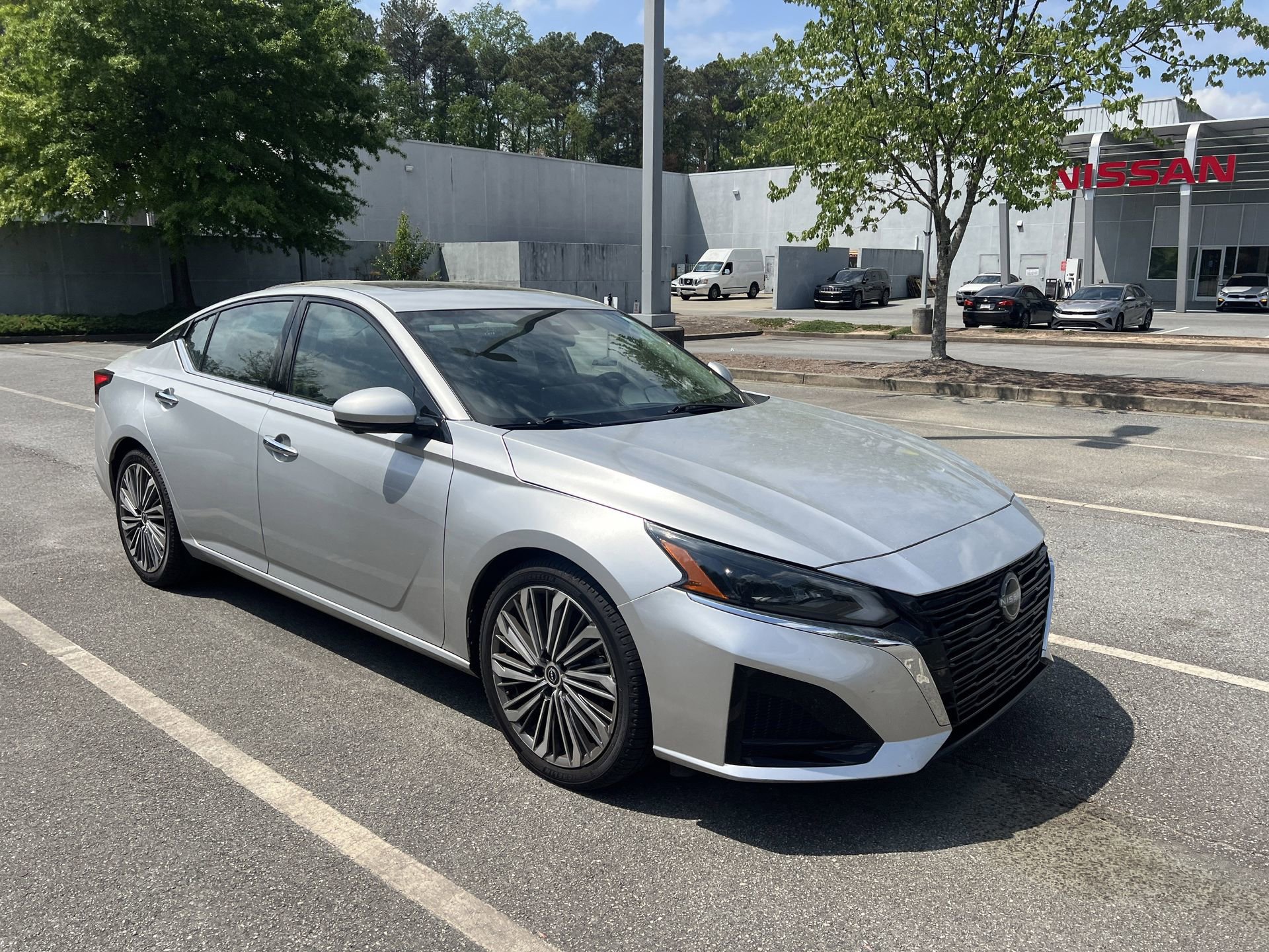 Used 2023 Nissan Altima 2.5 SL image 4
