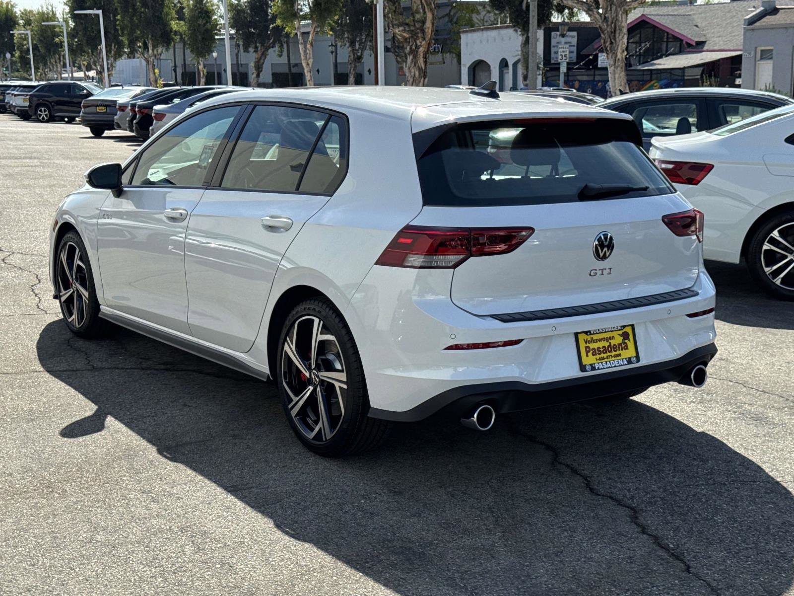 New 2025 Volkswagen GTI SE image 3