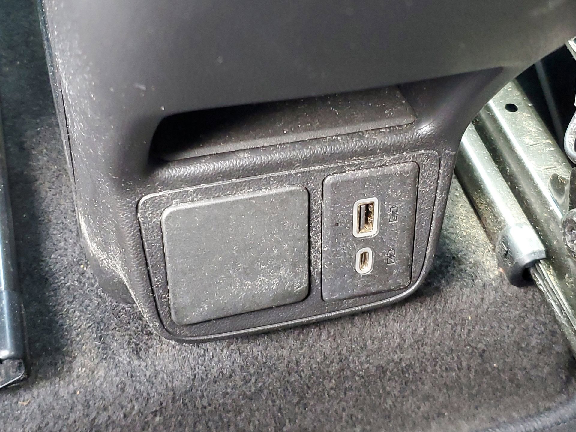 Used 2022 Buick Encore GX Select image 12