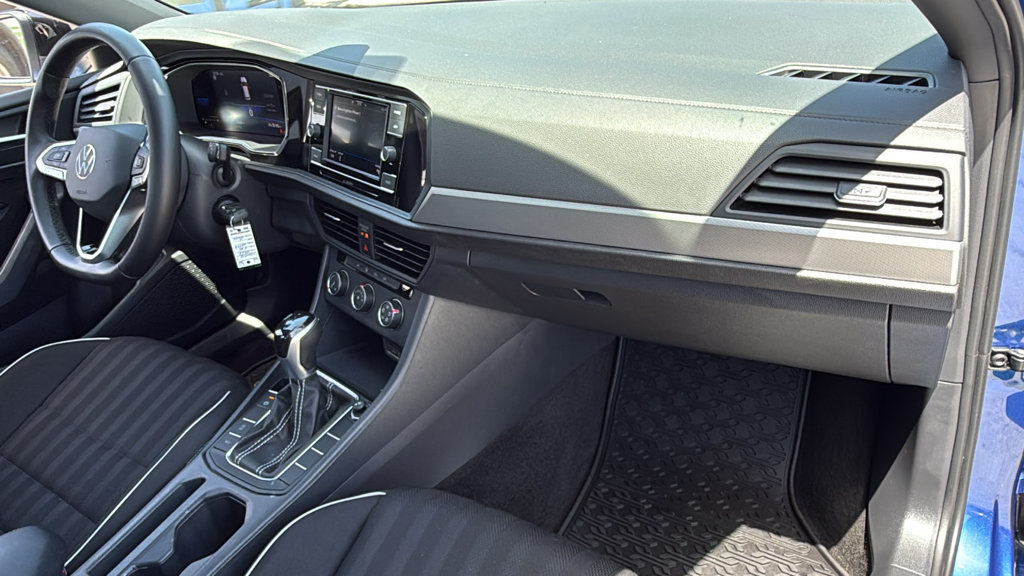 Used 2022 Volkswagen Jetta Sport FWD image 41