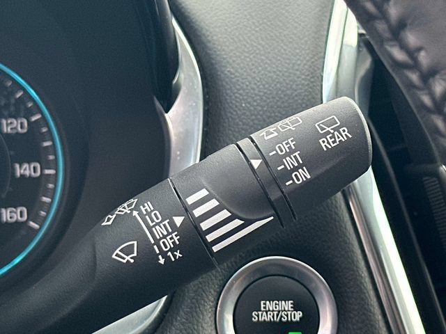 Used 2018 Chevrolet Traverse LT FWD image 11
