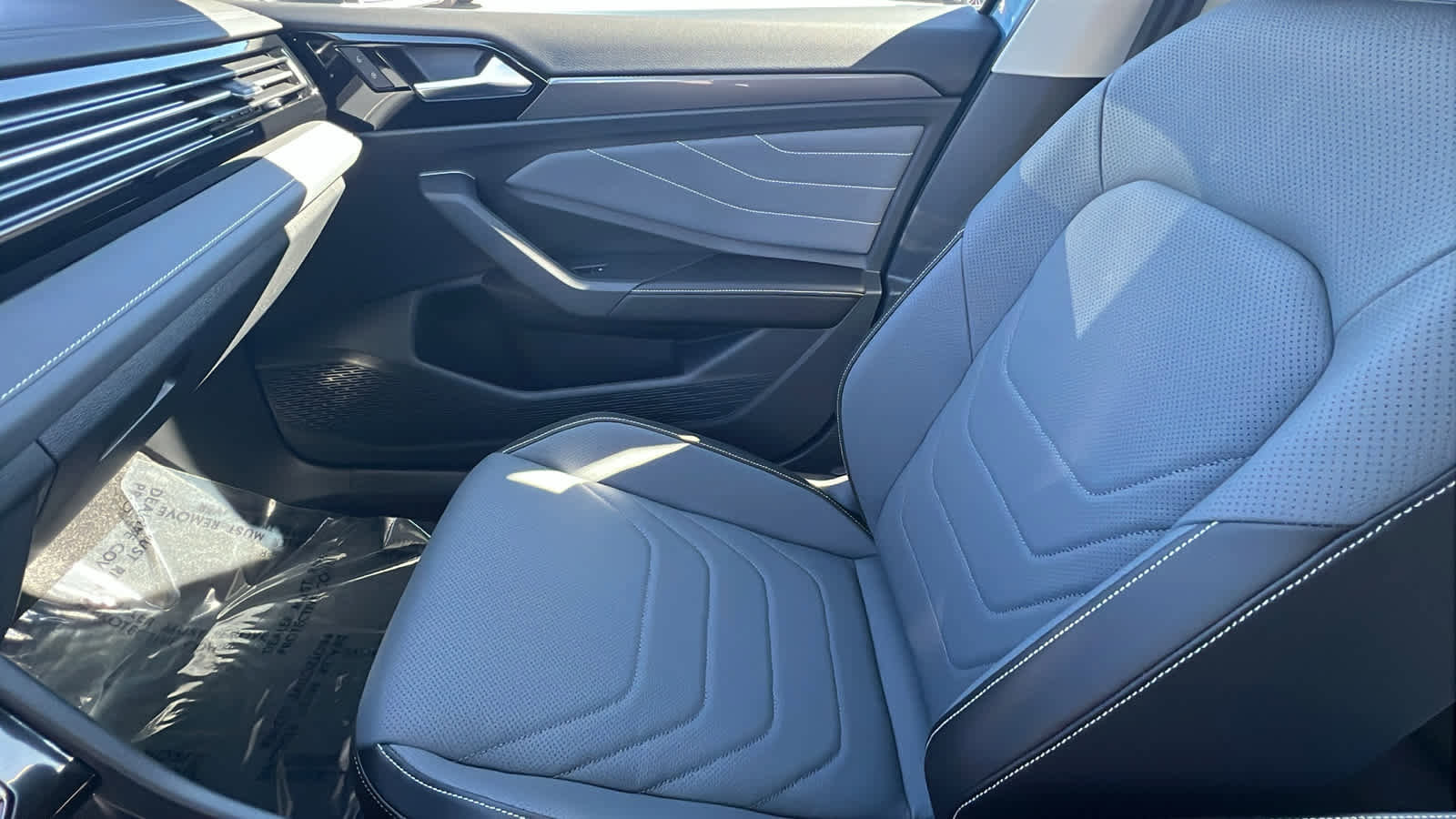 New 2026 Volkswagen Jetta SEL image 12