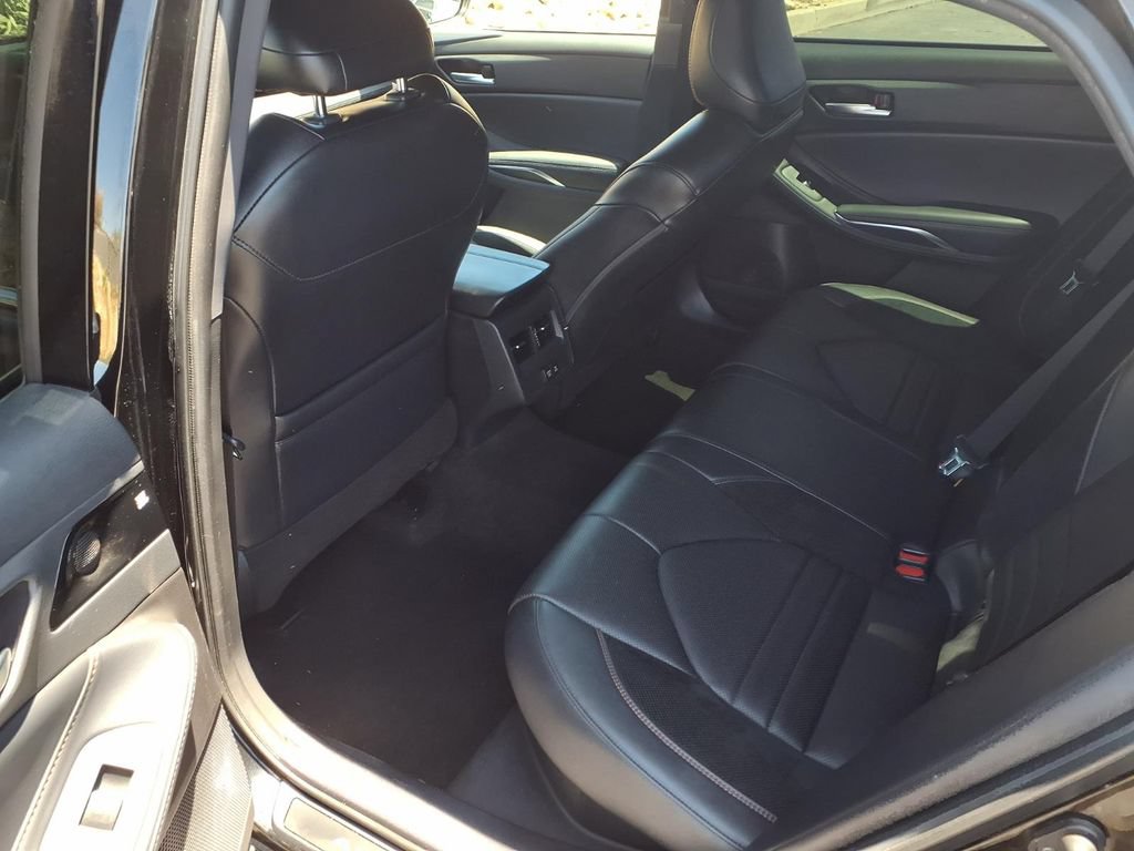 Used 2021 Toyota Avalon XSE FWD image 17
